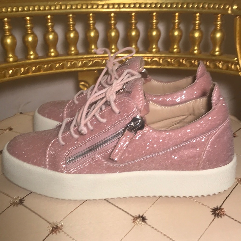 Giuseppe Zanotti MayLondon Glitter Sneakers 37 NWT - Picture 2 of 6